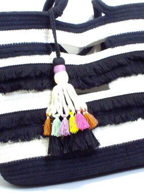Stella & Dot Boho Beach Bag in Black and white